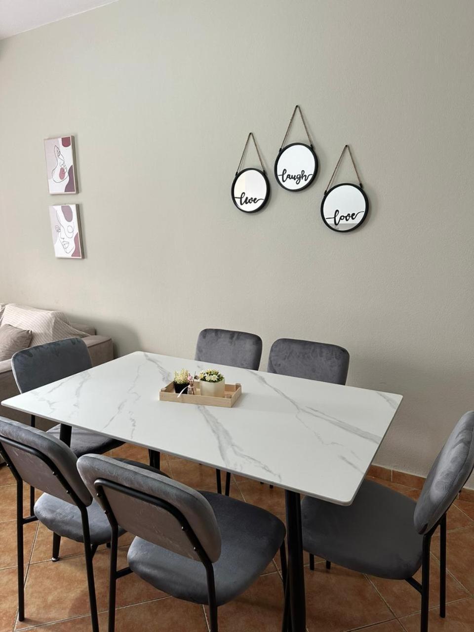 Dn Apartments วญอเรอ ภายนอก รูปภาพ